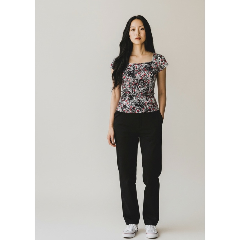 Fifilles Paris Floral Pattern Ruched Top - Picture 3 of 9